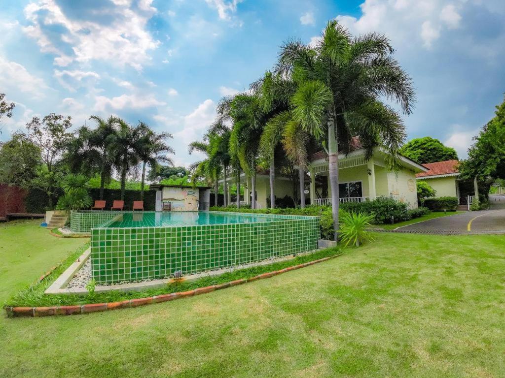 Ruen Maihom Riverside Cottage Kanchanaburi Esterno foto
