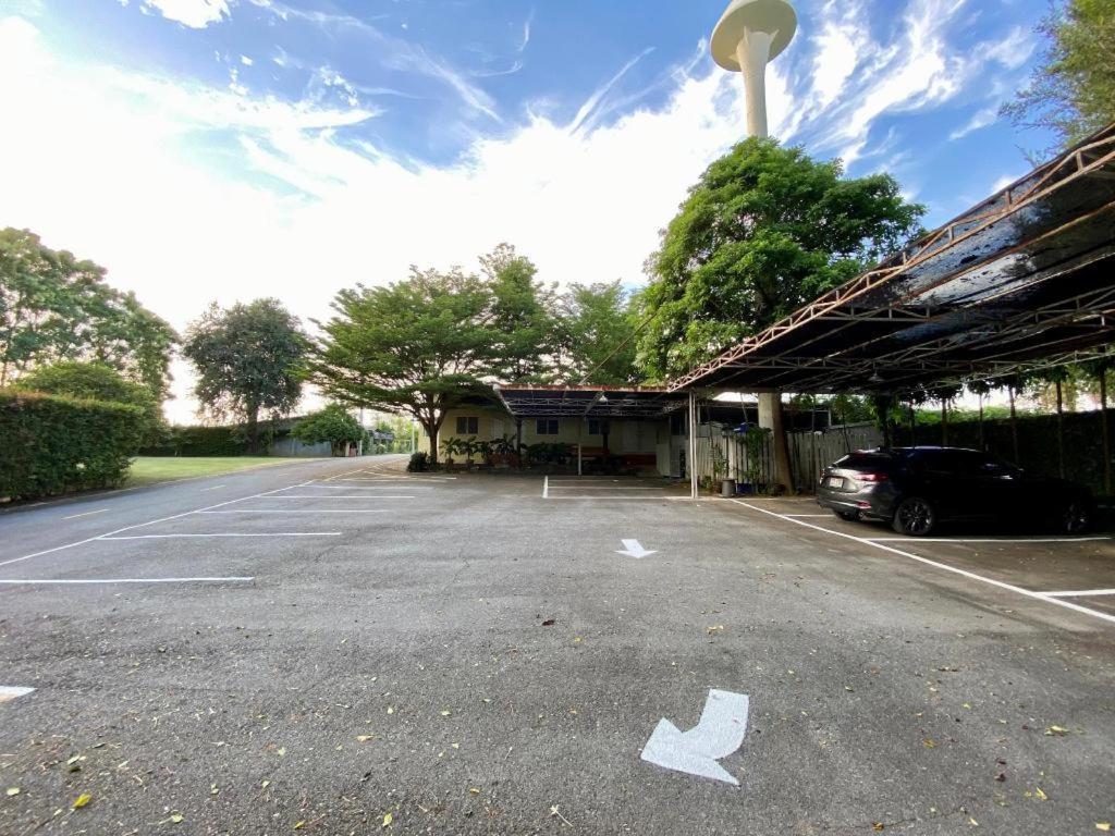 Ruen Maihom Riverside Cottage Kanchanaburi Esterno foto