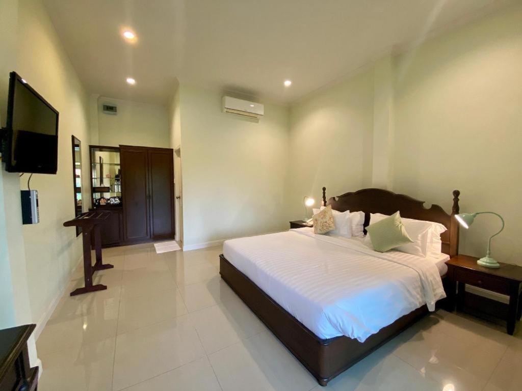 Ruen Maihom Riverside Cottage Kanchanaburi Esterno foto