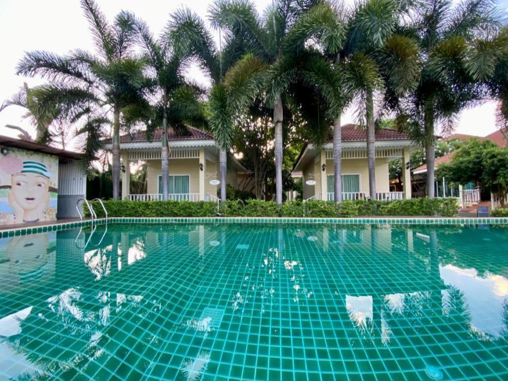 Ruen Maihom Riverside Cottage Kanchanaburi Esterno foto