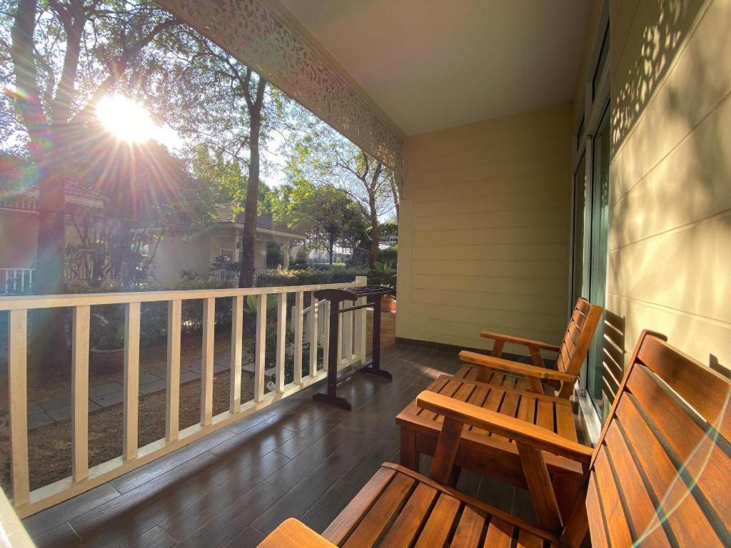 Ruen Maihom Riverside Cottage Kanchanaburi Esterno foto