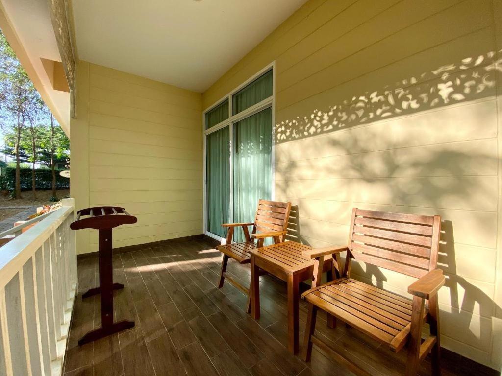 Ruen Maihom Riverside Cottage Kanchanaburi Esterno foto