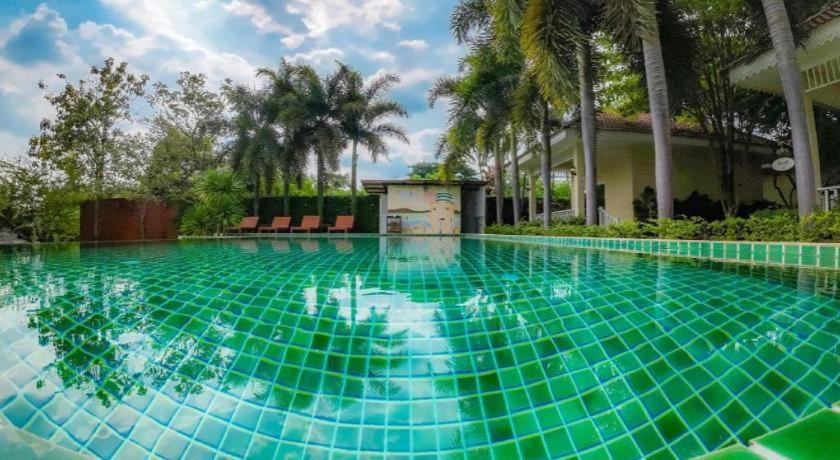 Ruen Maihom Riverside Cottage Kanchanaburi Esterno foto